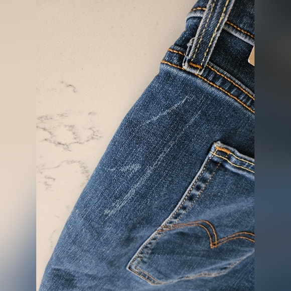 Levis 721 High Rise Skinny Jeans - Picture 6 of 12